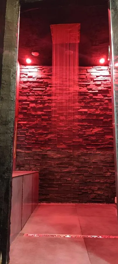 Loft Romantique Hammam Spa Privatif Playroom Grenoble 0*,  France