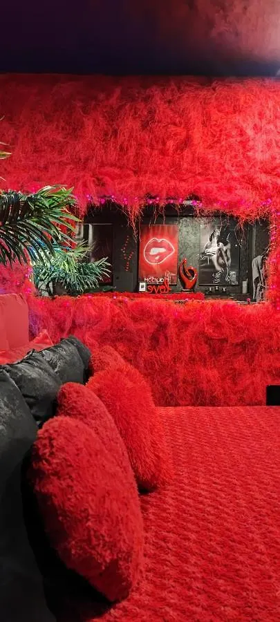 فندق مبيت وإفطار غرونوبل Loft Romantique Hammam Spa Privatif Playroom فرنسا